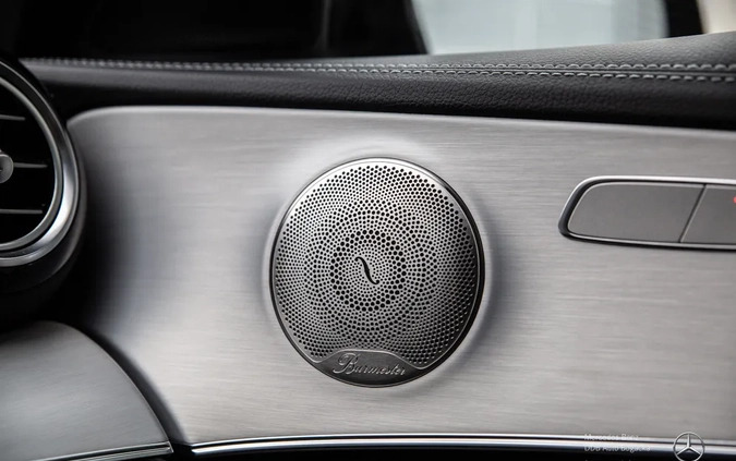 Mercedes-Benz Klasa E cena 249900 przebieg: 9893, rok produkcji 2022 z Władysławowo małe 301